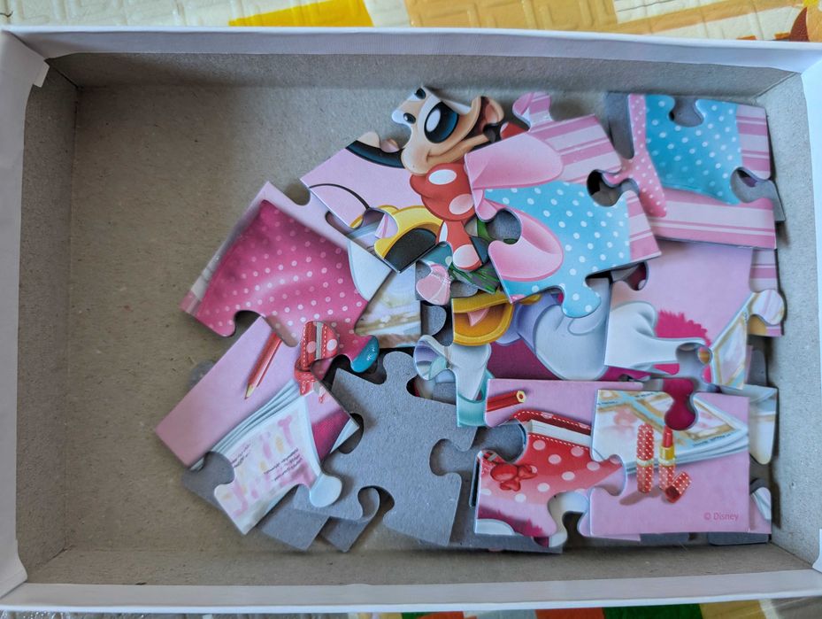 Puzzle Myszka Minnie i Daisy