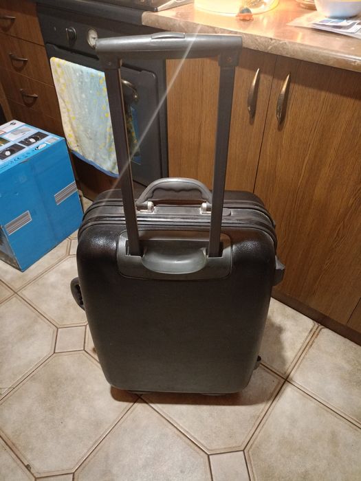 Чемодан VIVA поликарбонат