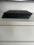 PS4 Pro jak nowy