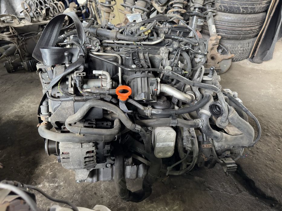Мотор 1.6TDI пассат б6 гольф 6 шкода а5 cay cayc 77kw двигатель 1.6тді