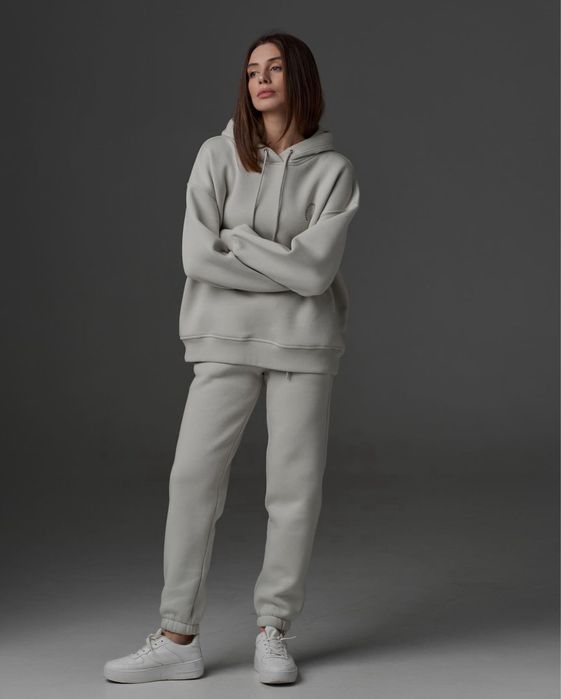 Жіночий костюм утеплений