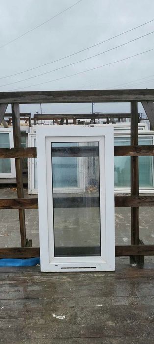 OKNA Używane 71X136 OKNO KacprzaK Plastikowe PCV Lider Okna
OLX