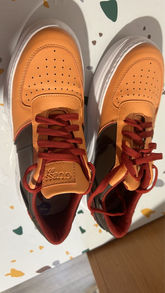 Sneakersy Guess rozmiar 40