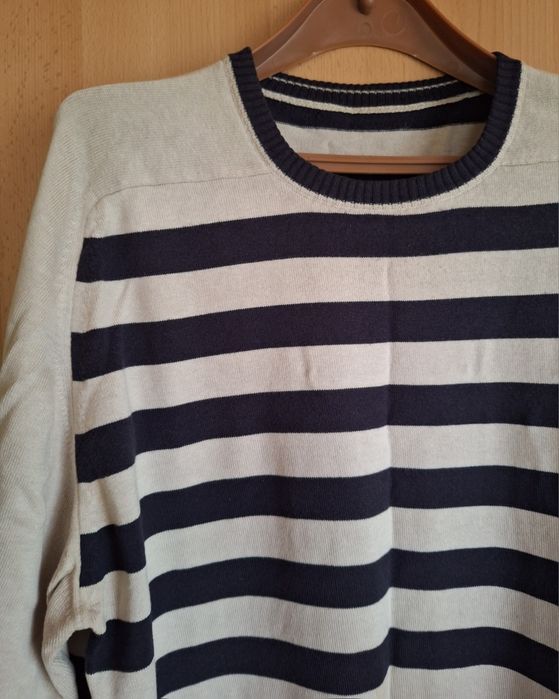 męski sweterek w paski