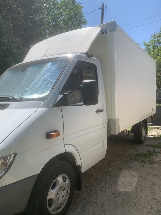 Грузоперевозки + Грузчики + сборщики корпусной и мягкой мебели