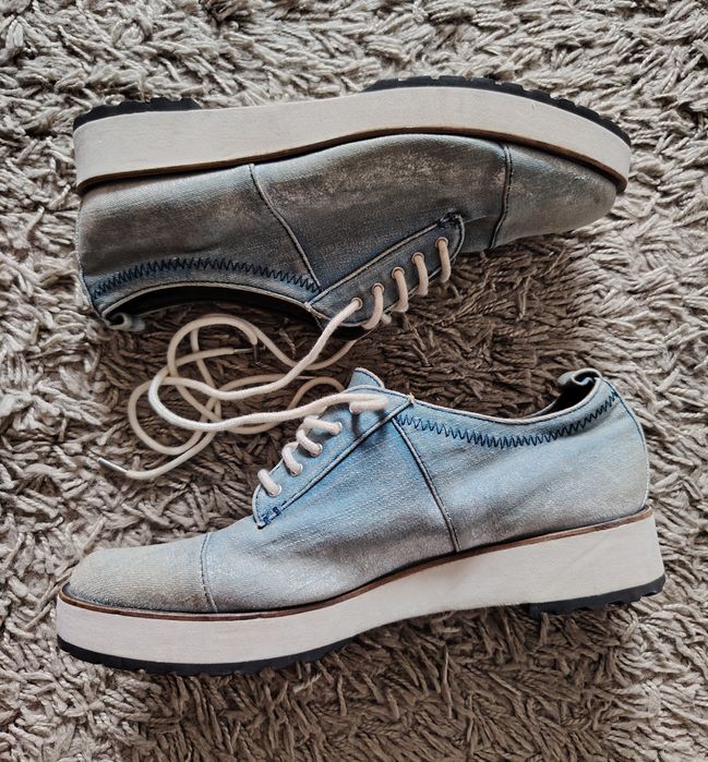 Diesel jeansowe buty damskie ze srebrną poświatą 36