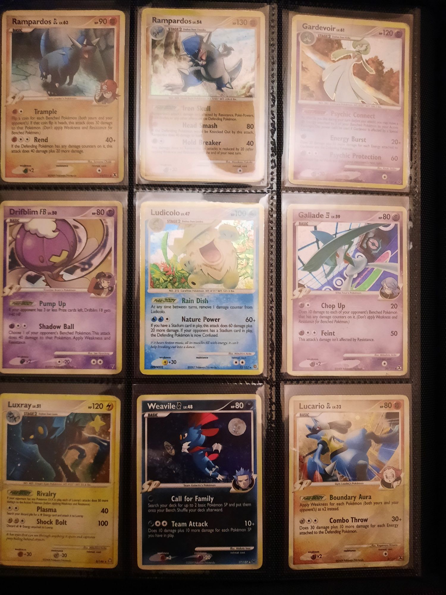 Vendo Cartas Pokémon MUITAS