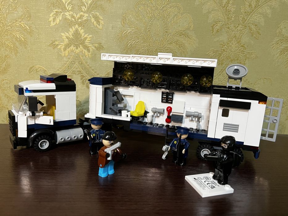 Лего сумісний конструкт поліція трак вантаж блок екскаватор Playtive