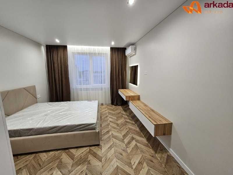 Двокімнатна квартира в новобудові в Центрі, р-н Панорами Плаза.