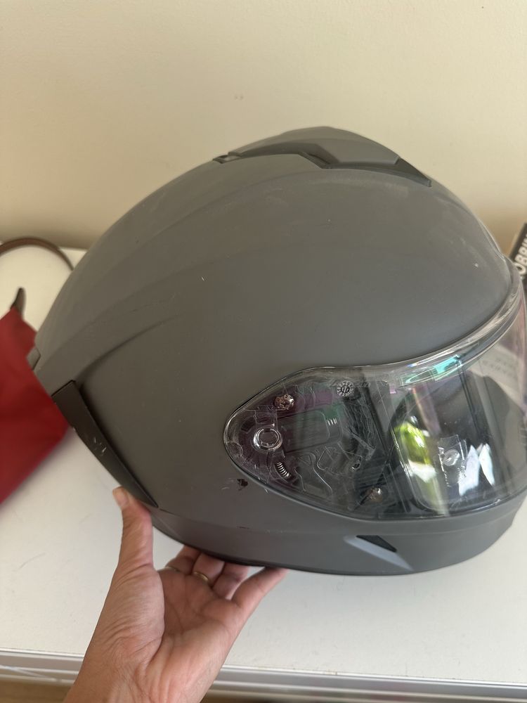 Capacete Feminino Airoh – Tamanho XS (53-54 cm)