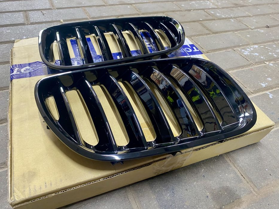 Niwe nerki grill BMW X5