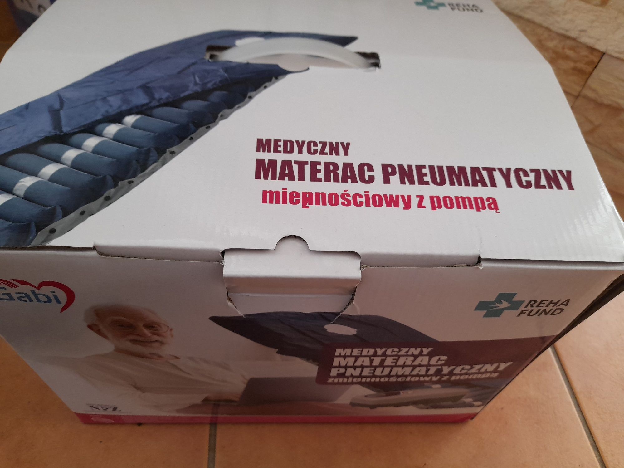 Pompówany Materac ńowy na odlezyny