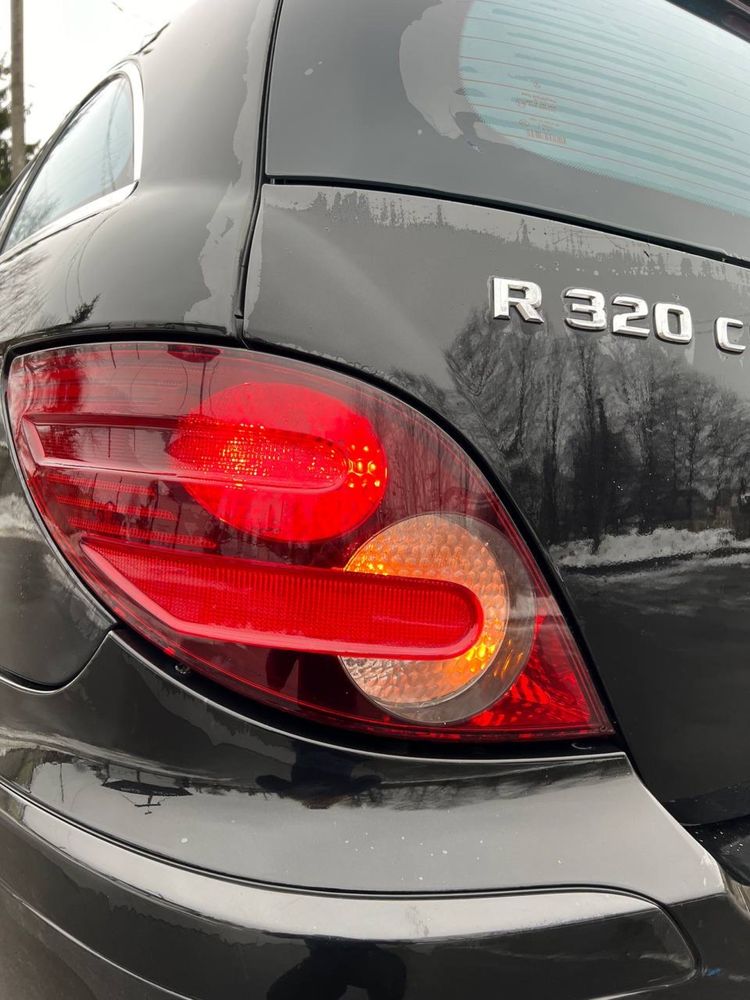 Фонарь Стоп Ліхтар Лівий Mercedes W251 2006-2009