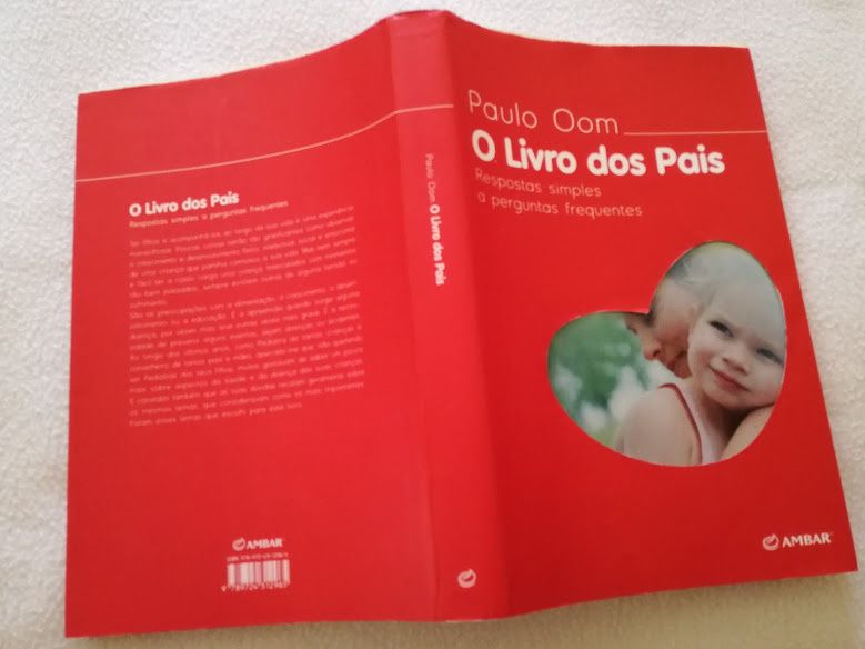 "O Livro dos Pais" - Paulo Oom