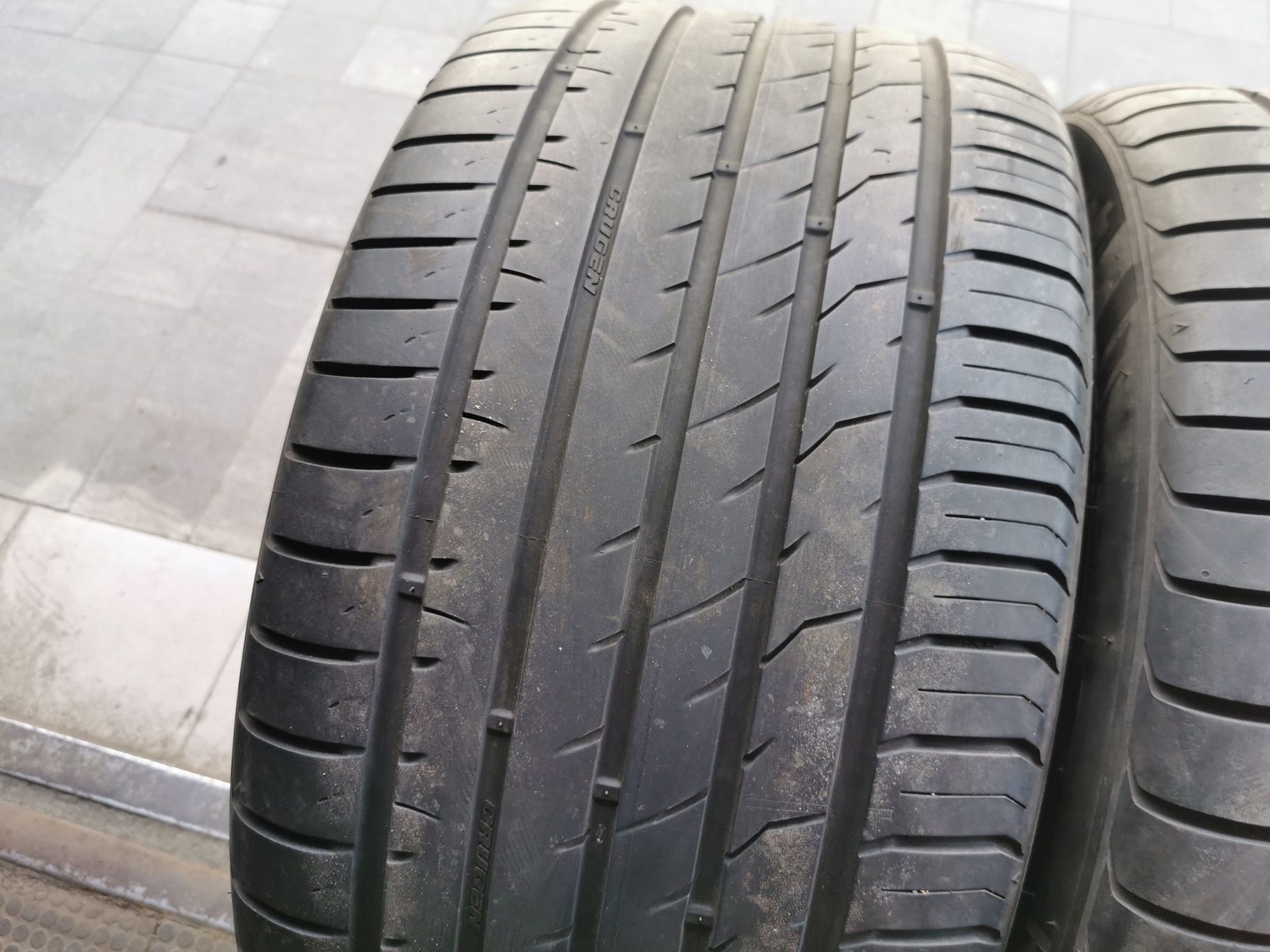 Летняя резина разноширокая 275/40 R20 315/35 R20 Kumho