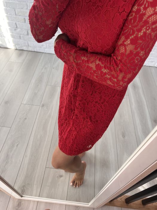 Sukienka Mohito XS czerwona koronka