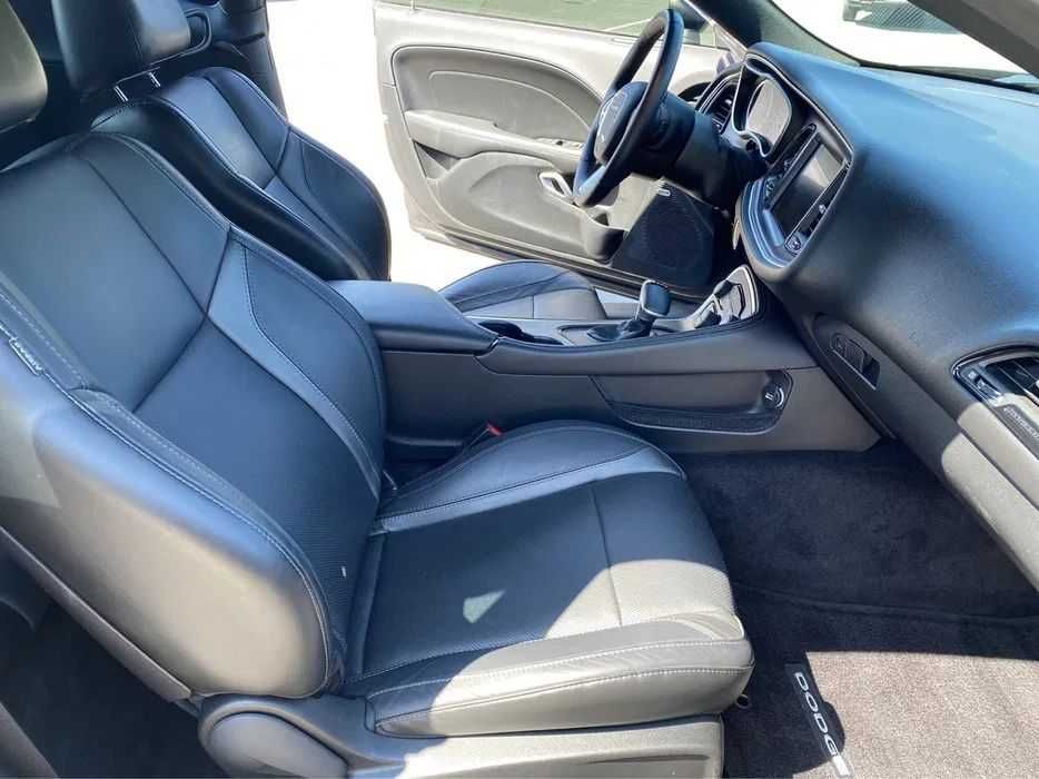 Dodge Challenger 3.6 sxt plus