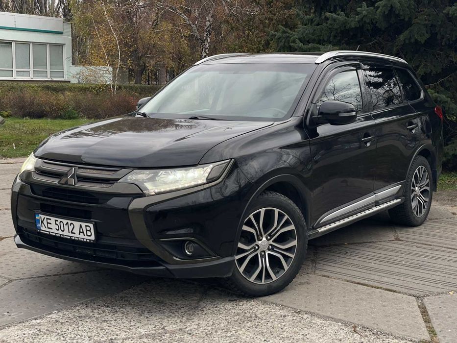 Mitsubishi Outlander 2015р 2,4 Повний привід! Обмін! Розстрочка!