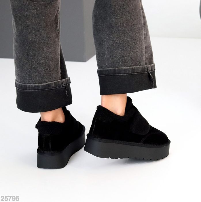 Жіночі шкіряні зимові черевики автоледі в кольорах