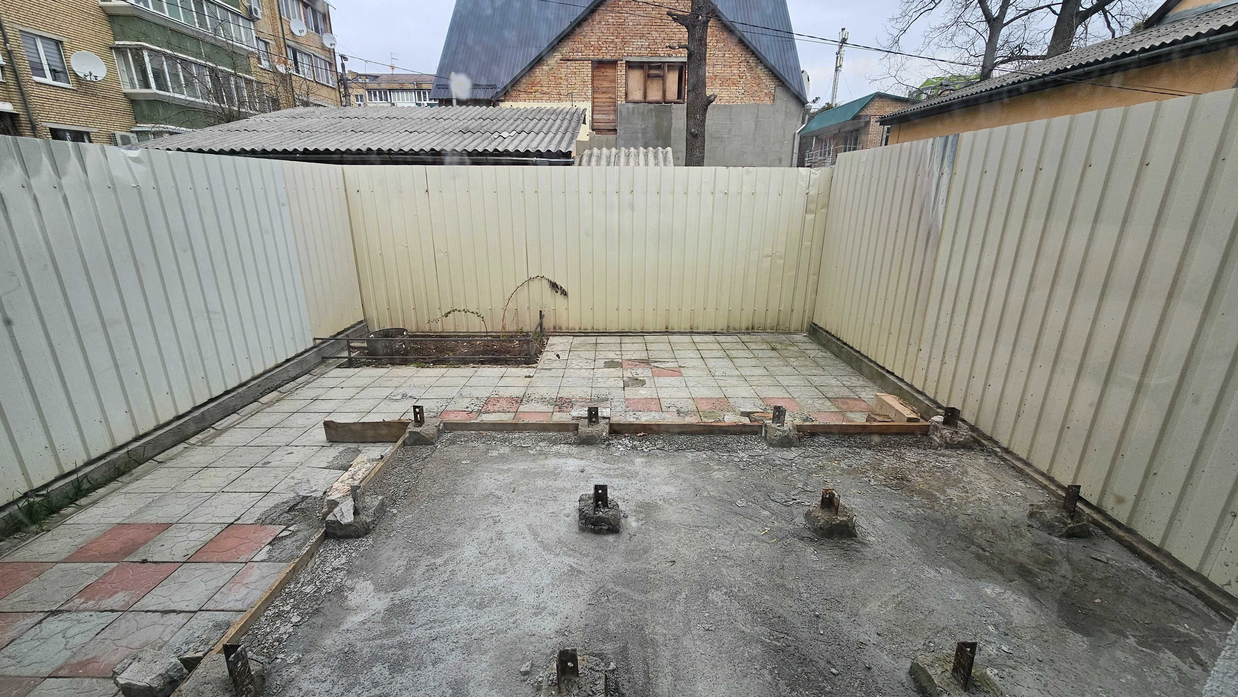 ЦЕНТР готовий таун з документами, біля школи , парк