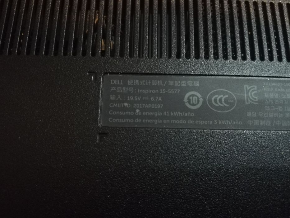 Laptop Dell Inspiron 15-5577 i5