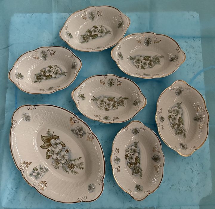 Набор тарелок.Салатники.Коростень.