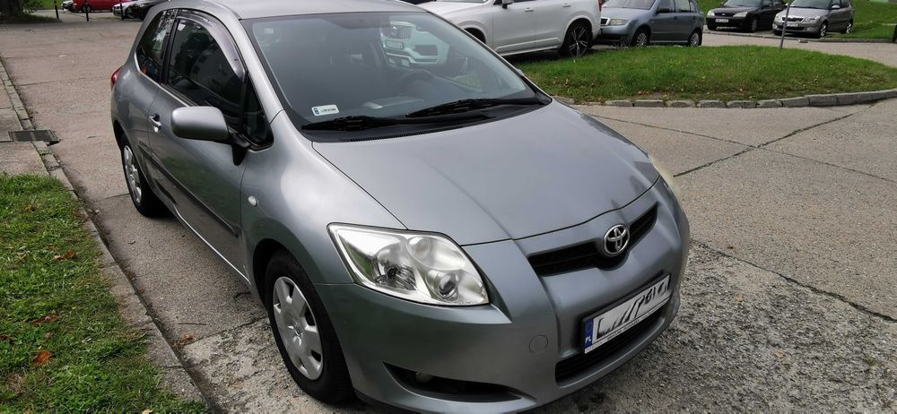 Toyota Auris 1.6 VVTi + Gas 134.000 km