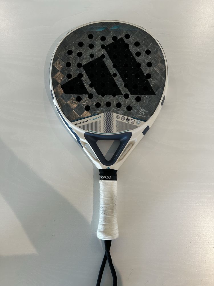 Raquete Adidas cross it light como nova