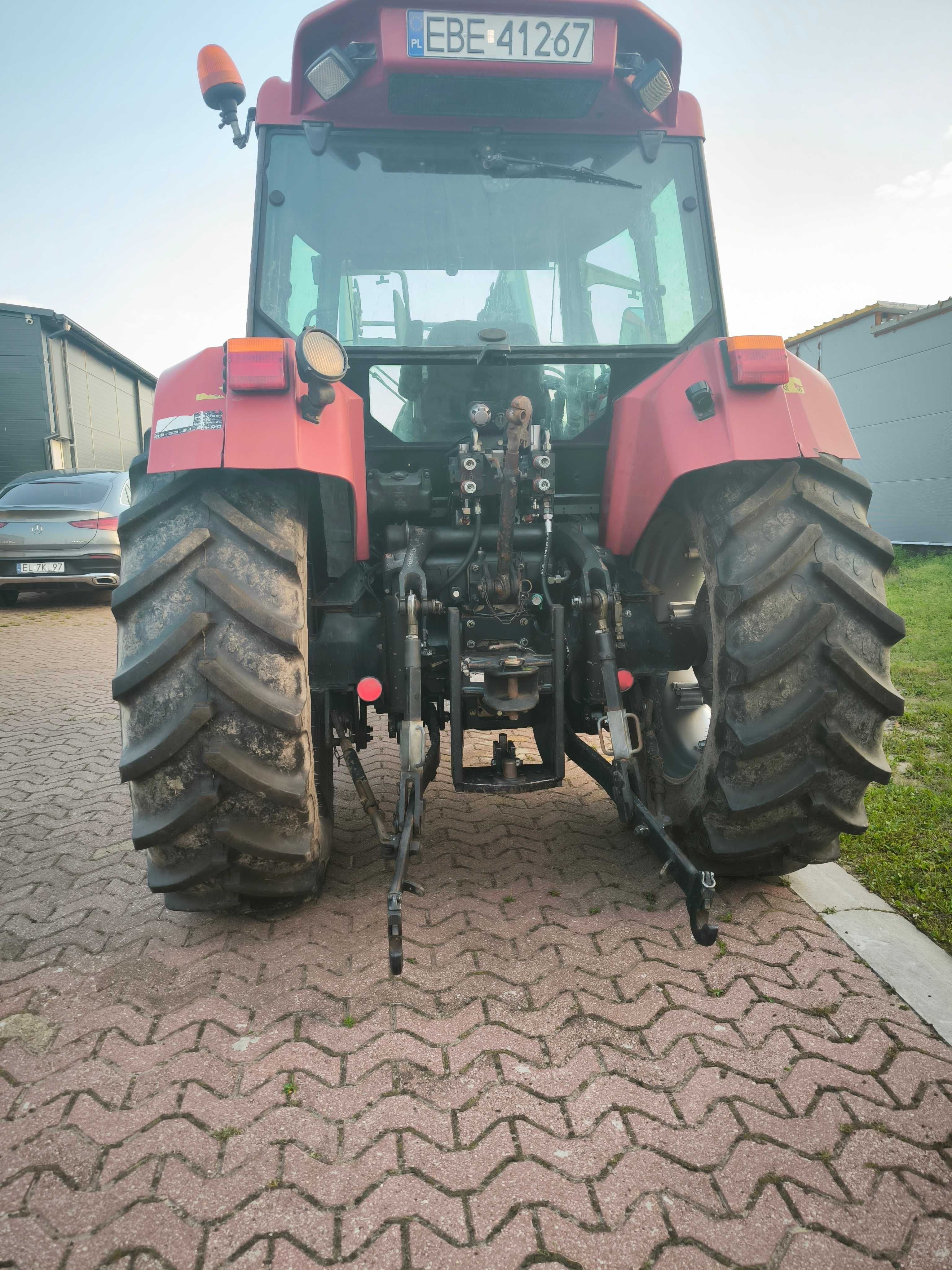 Case cs94 z ładowaczem