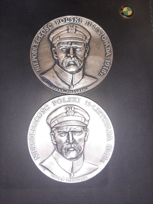 Piłsudski medale 150