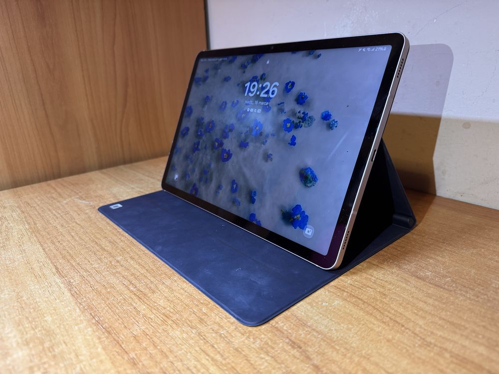 Samsung galaxy TAB S8 5G sim + dużo orygianlnych gratisów, tablet