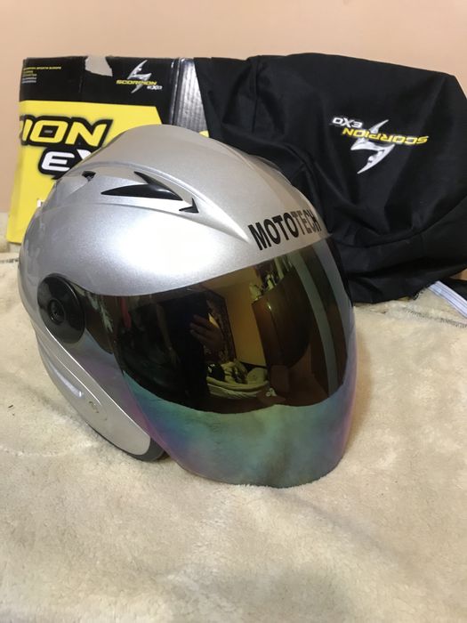 Мото шлем  Mototech