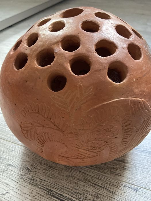 Ceramiczna etno ikebana , sygnowana z numerem