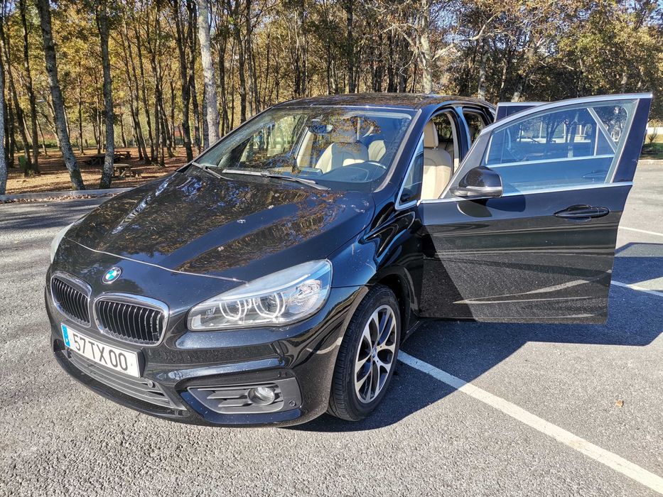 BMW 216 D Caixa Automática