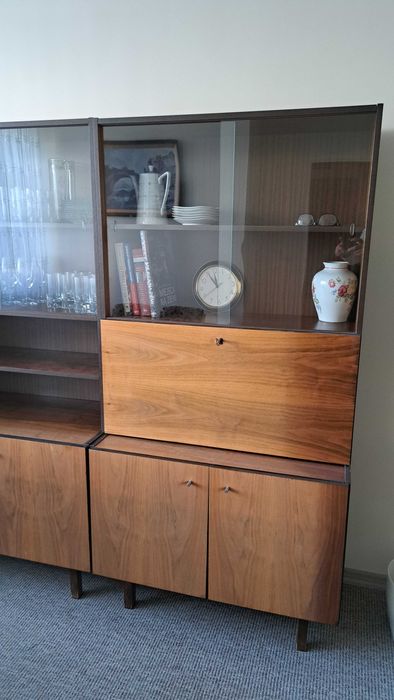 Meble do salonu PRL stół krzesła, połysk 1975 Obornickie Fabryki Mebli