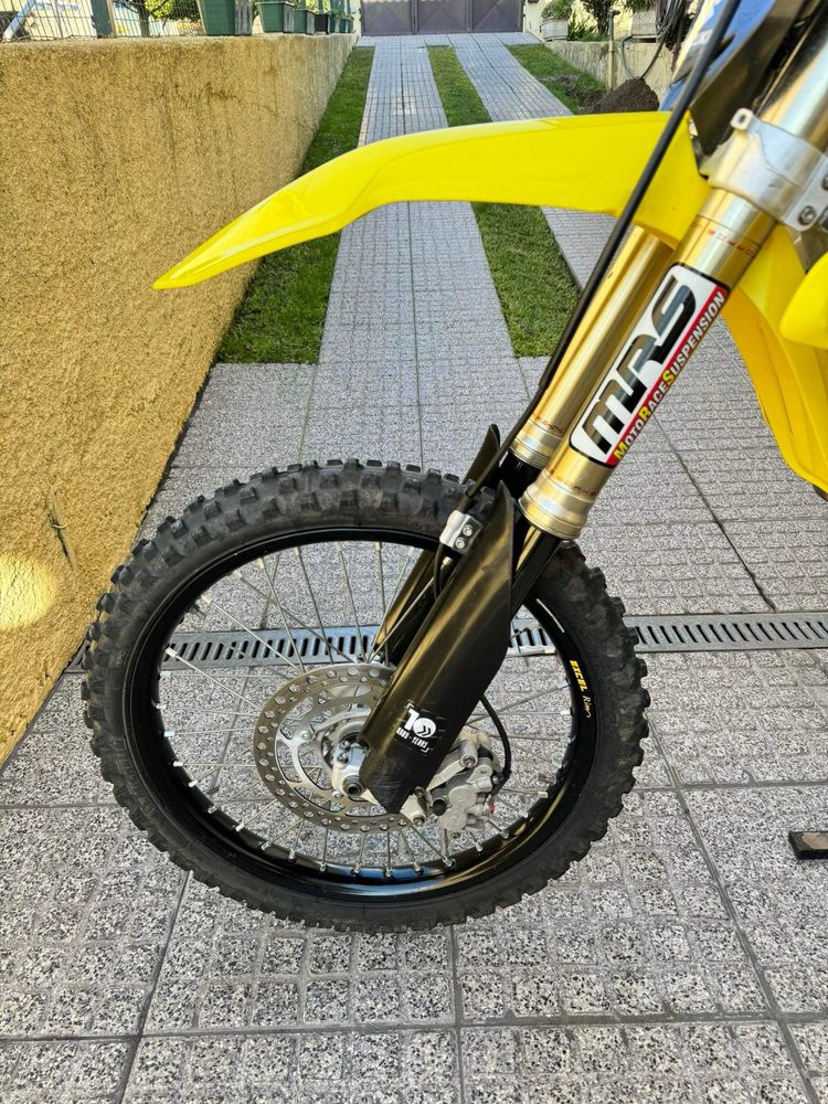 Suzuki rmz 2014 com extras