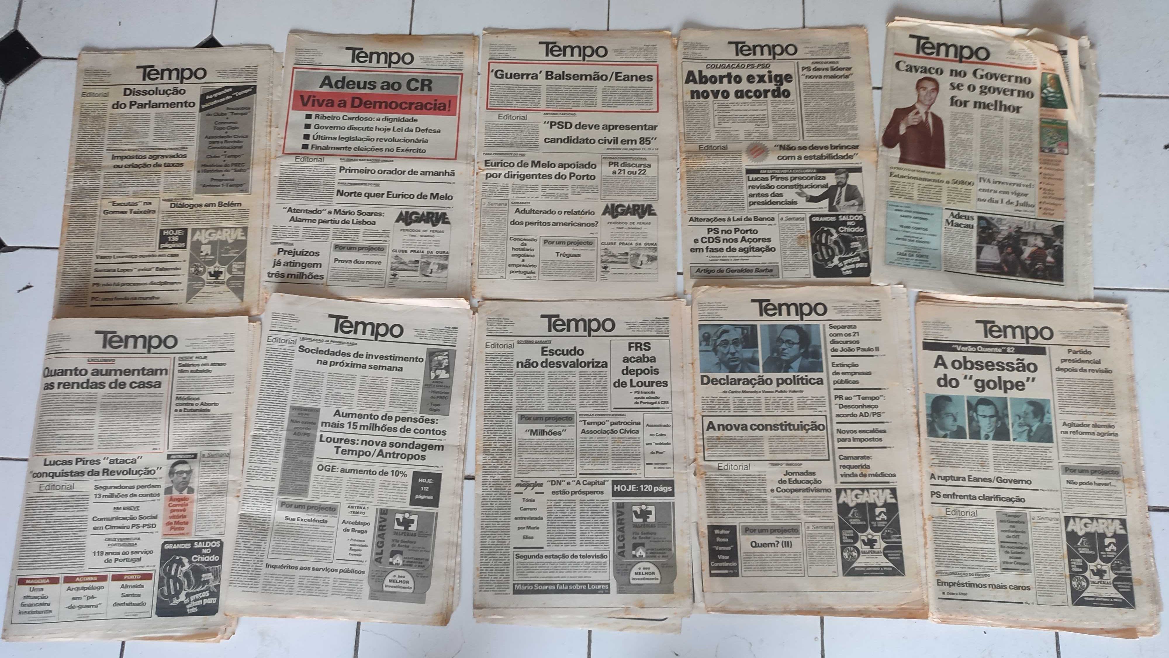 54 Jornais Tempo - Anos 70 e 80