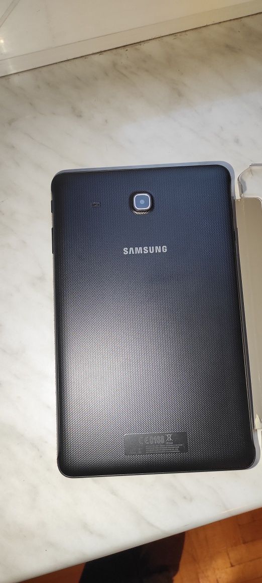 Samsung Galaxy Tab E 9.6" 8Gb 3G Black