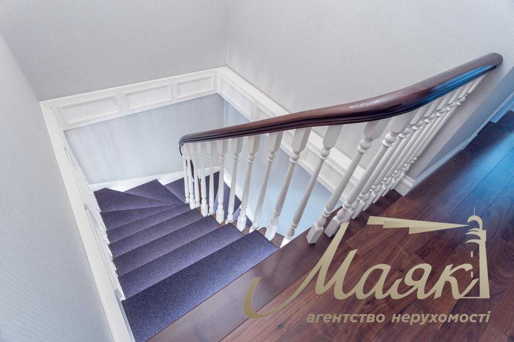 Продаж 3к квартири/пентхаус з ремонтом і паркомісцем, Печерськ