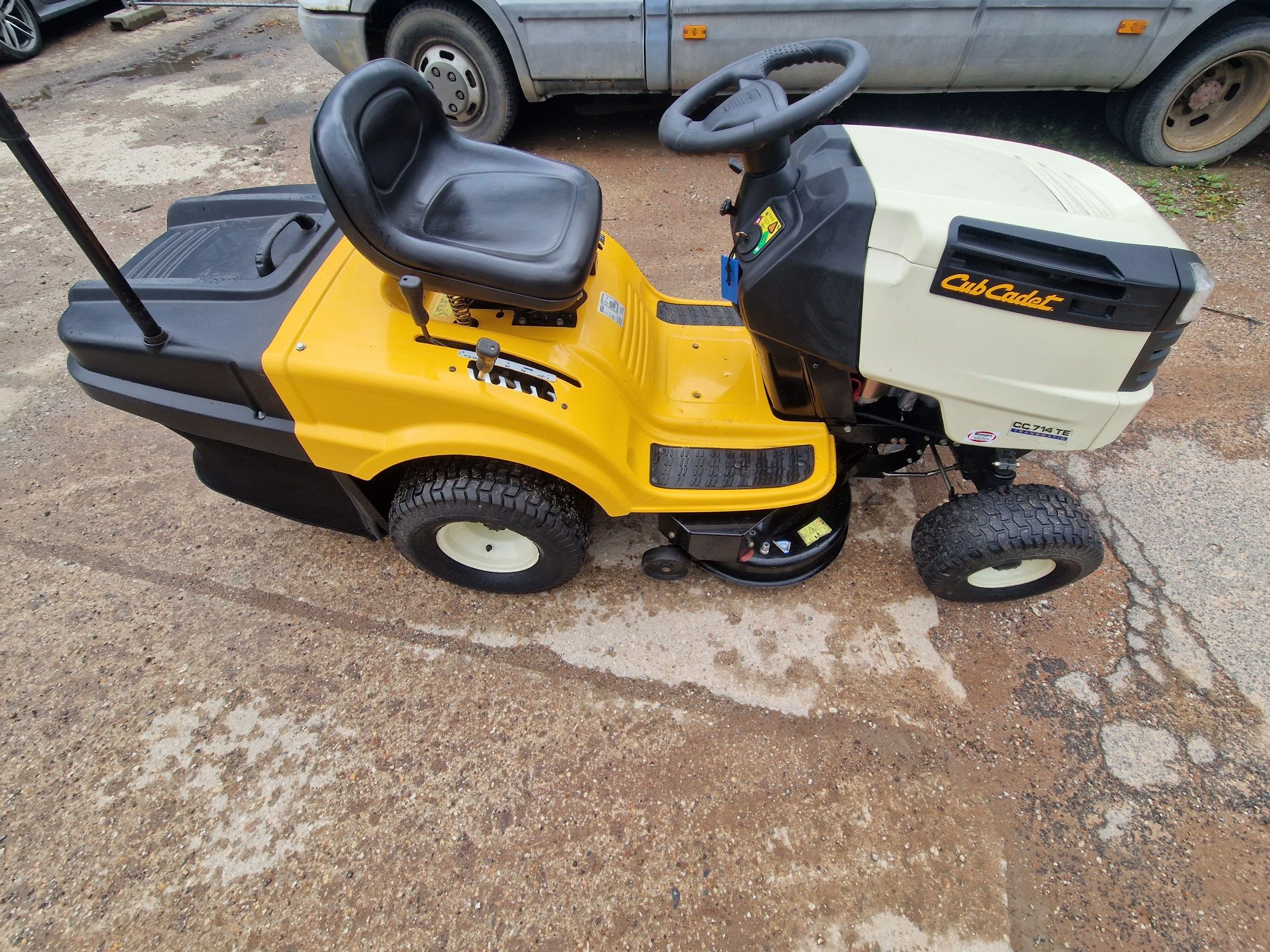 Traktorek Kosiarka cub cadet super stan transport
