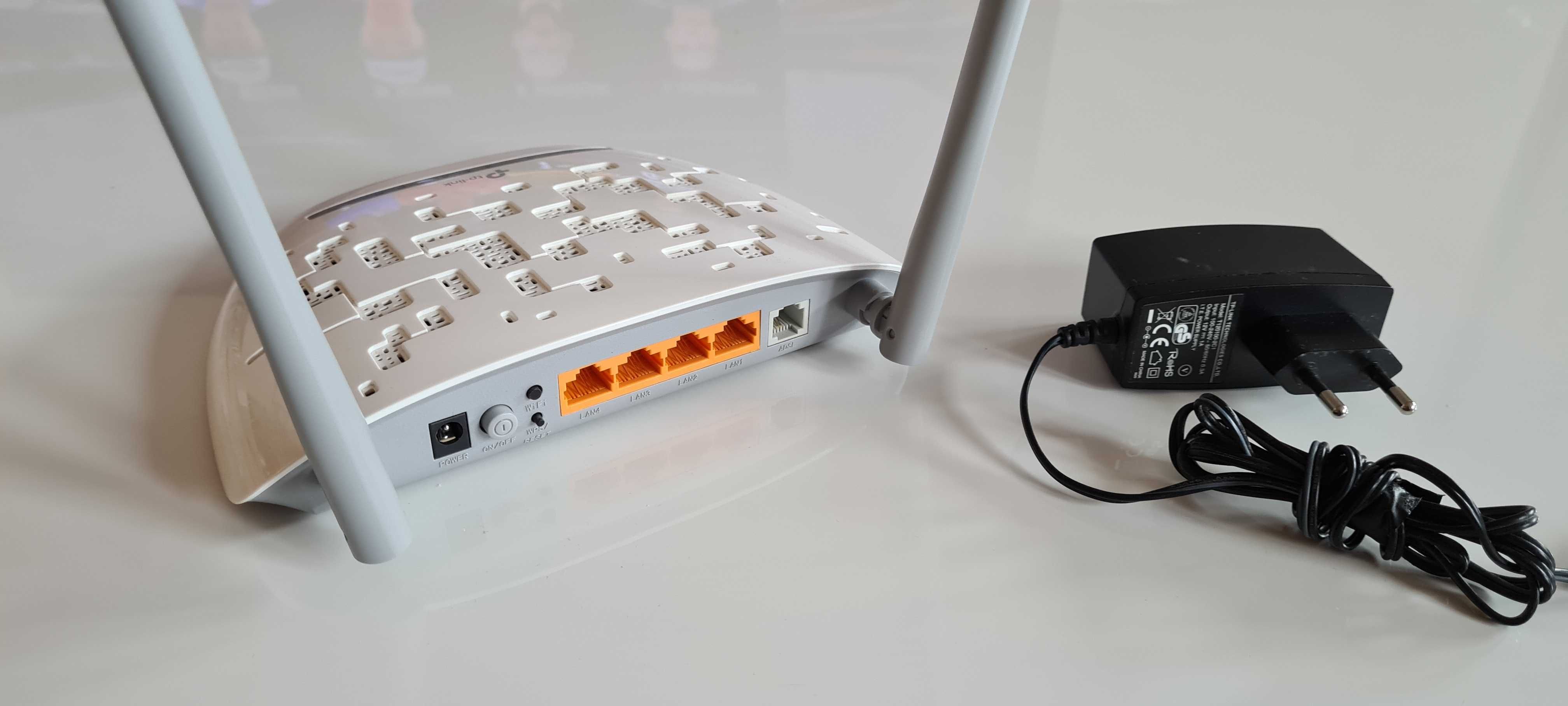 Router wi-fi "TP-Link 300Mbbp ADSL