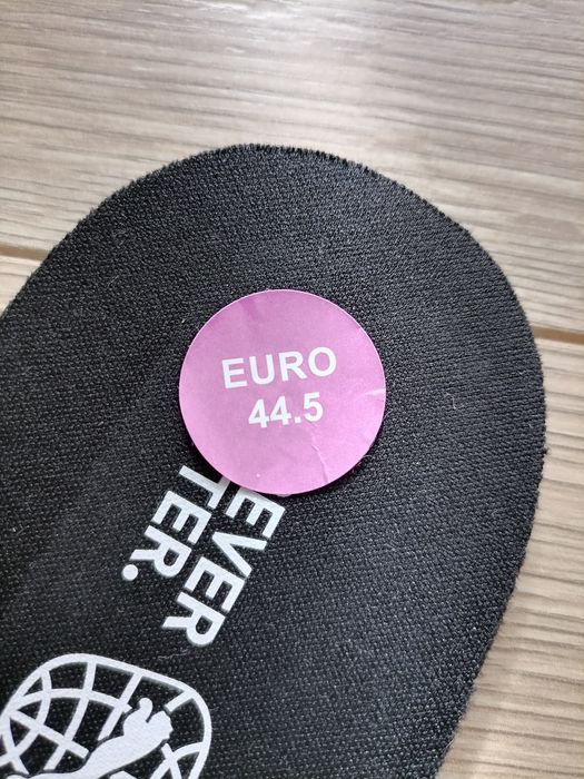 Продам новые Кросовки PUMA( укр почта дост беспл)