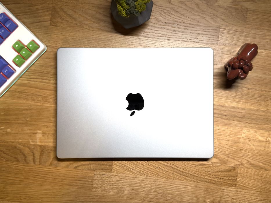 MacBook Pro 2021 14" m1 Pro (16Gb RAM, 512Gb SSD, 10CPU / 16GPU)