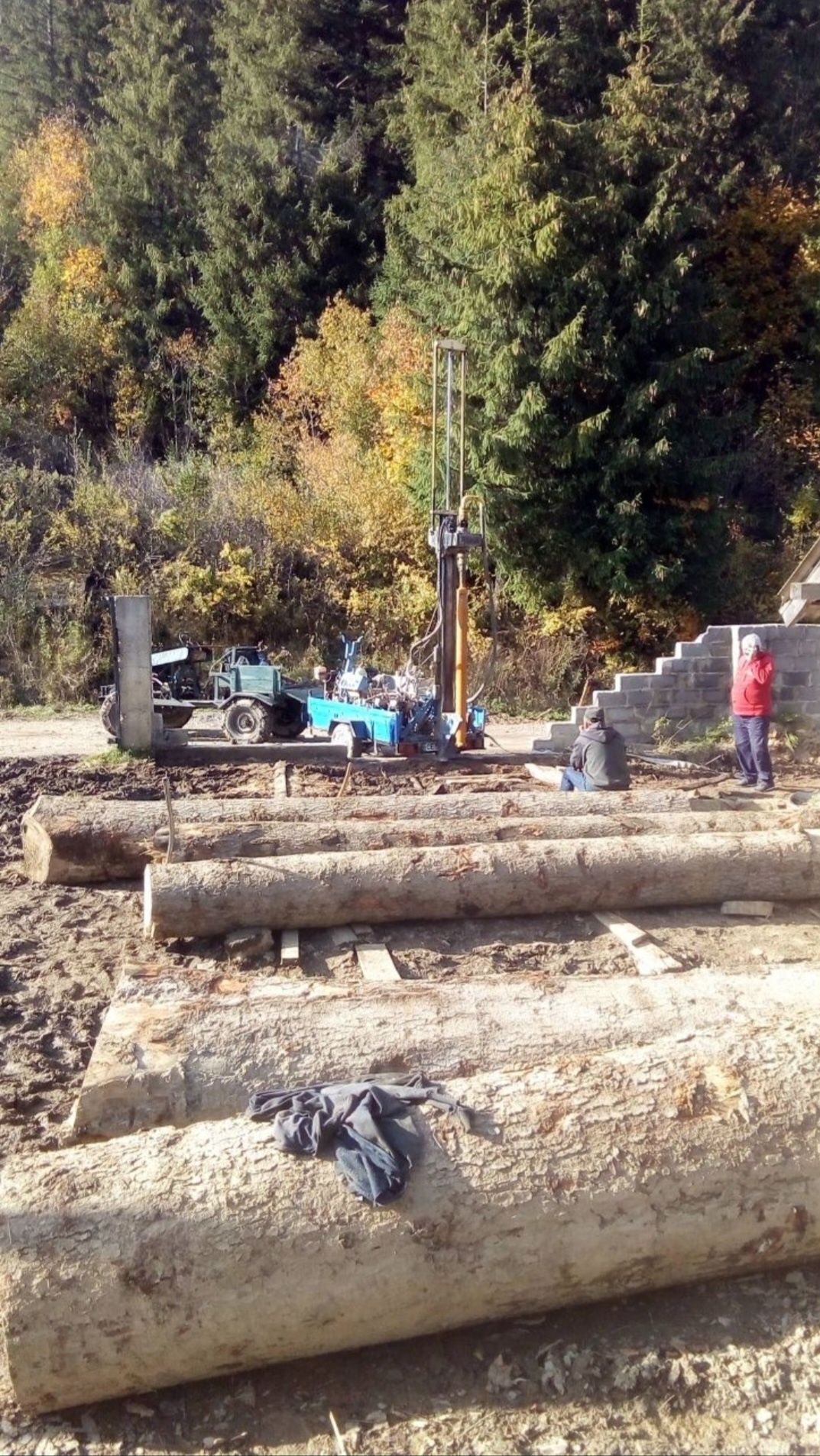 Малогабаритна бурова установка