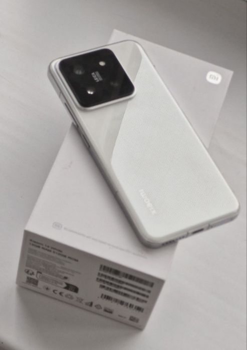 Xiaomi 14 12/512