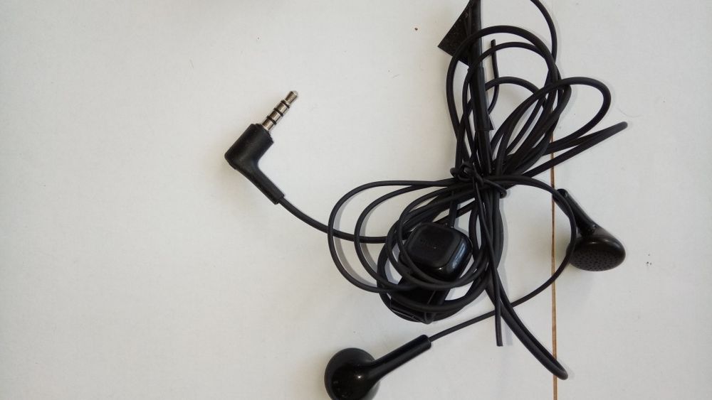 Słuchawki Nokia przewodowe, kabel jack-jack