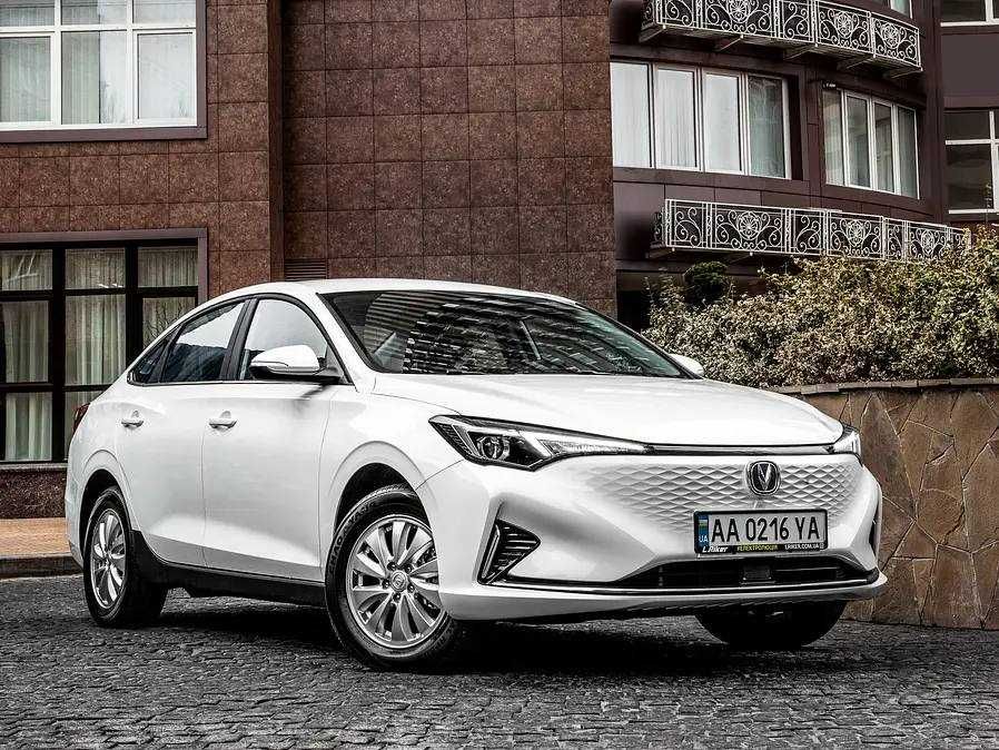 Щотижнева оренда  нових електроавто