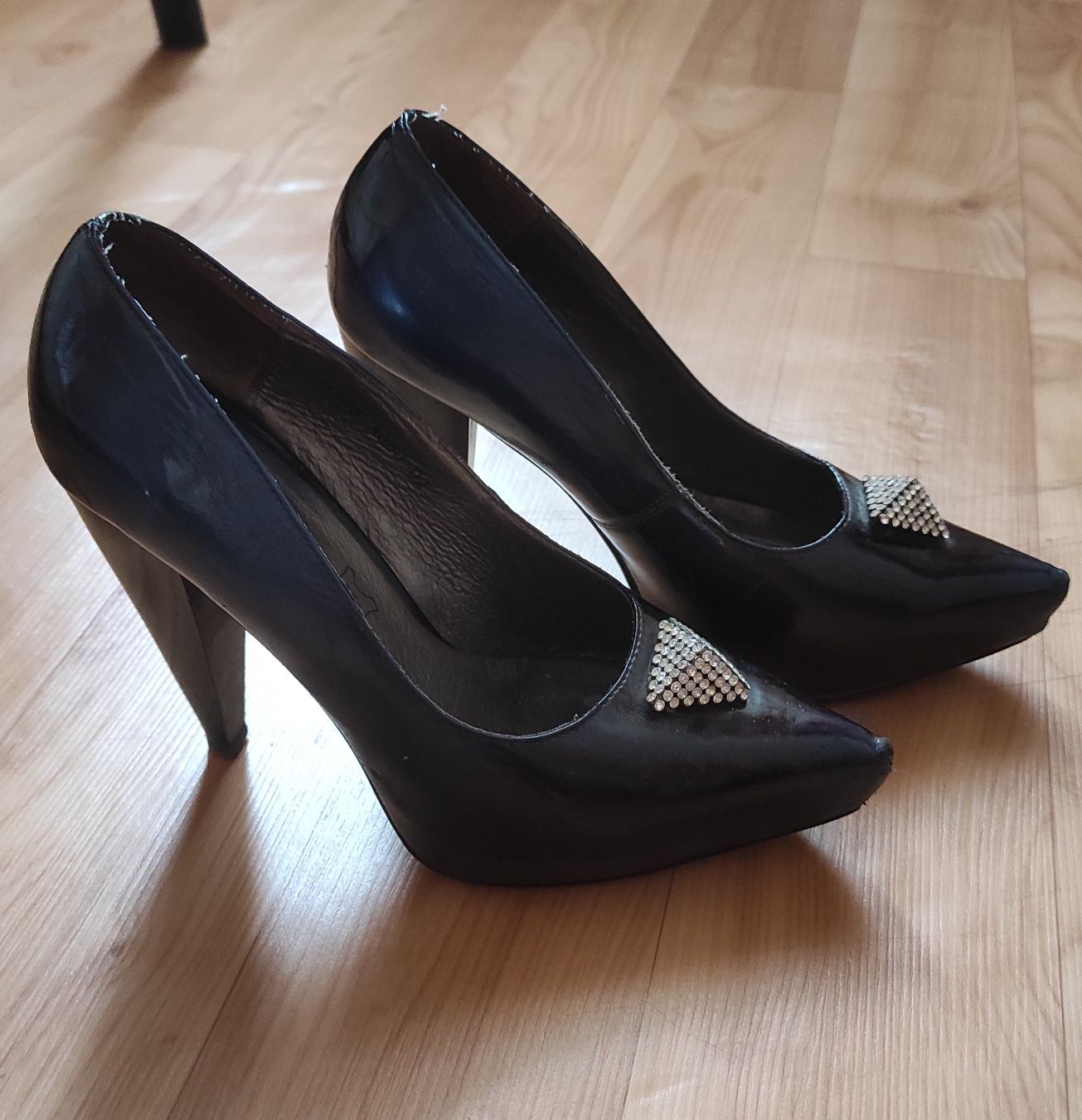 Туфли женские,темно-синии.(QUUN)