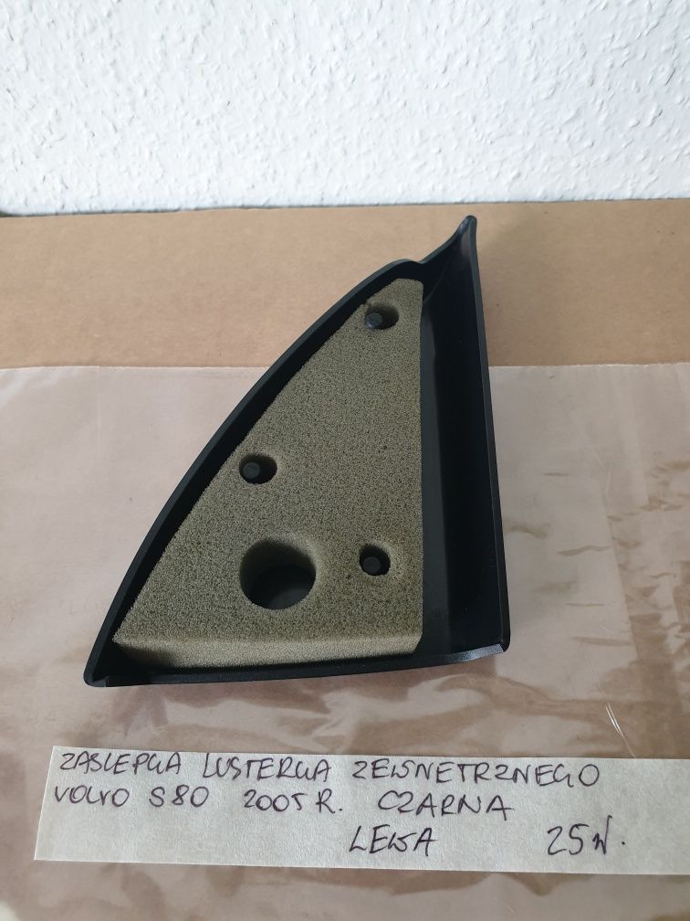 zaślepka lusterka zewnętrznego volvo S80 2005 rok  LEWA CZARNA
