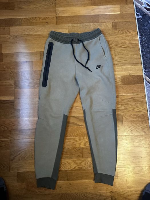 Спортивиний костюм nike tech fleece